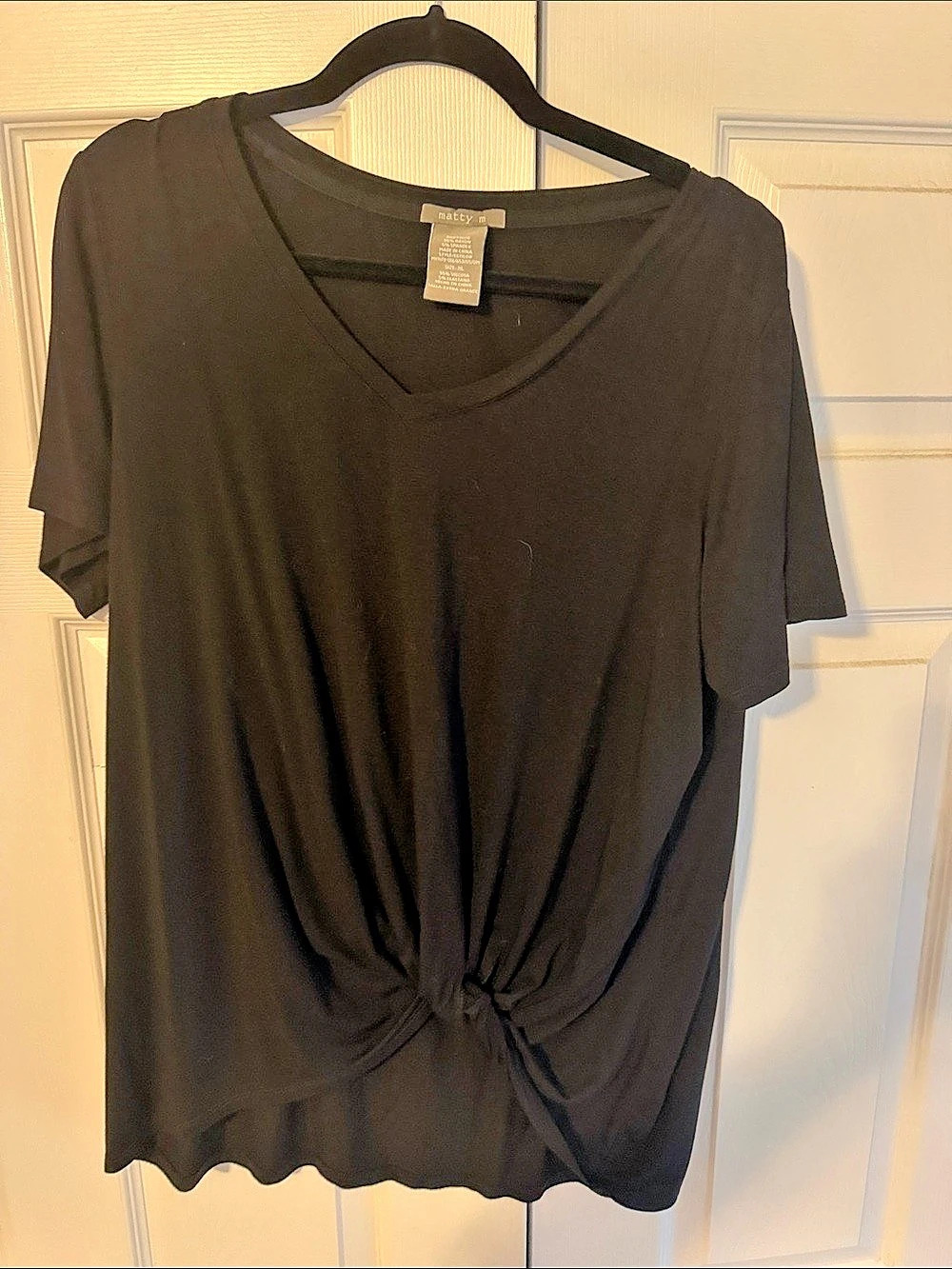matty m Front Knot V-Neck Top Black Short Sleeve XL